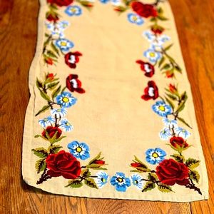 Table runner